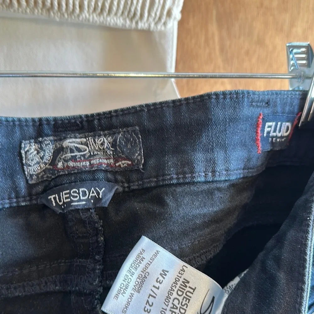 Silver Jeans Women's Cropped Distressed Jeans - Blue - Picture 8 of 8